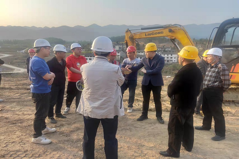 ¸ßÇå¾²µ÷ÑйãÔª¡¤´¨É¸ʸßÌú¿ìÔËÎïÁ÷»ùµØ½¨ÉèÊÂÇé