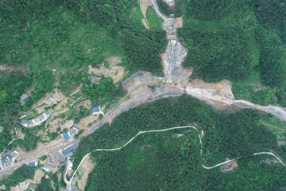 ����·�Ľ�������ȫ���������ܳ����衰�����ʡ�